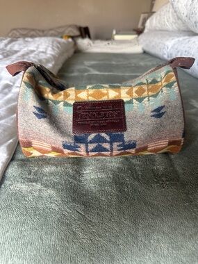 Pendleton Multicolor Southwestern Wool Zip Pouch with Leather Patch